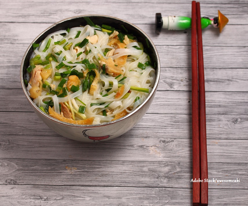 Low Carb Spicy Chicken Zoodle Soup